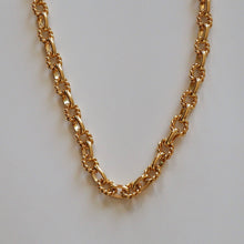 Load image into Gallery viewer, Gold Splicing Chain Necklace
