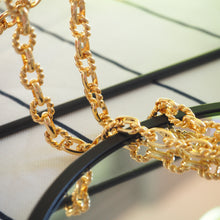 Load image into Gallery viewer, Gold Splicing Chain Necklace
