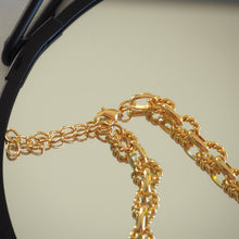 Load image into Gallery viewer, Gold Splicing Chain Necklace
